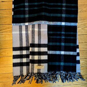 Burberry cashmere scarf, extra-wide, reversible, green/navy + silver/black